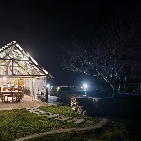 Tamboti Farm Accommodation Tsumeb Bagian luar foto